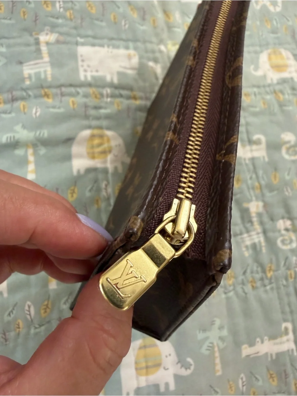 Louis Vuitton Toiletry 15 Cosmetic Pouch (PRICE FIRM)